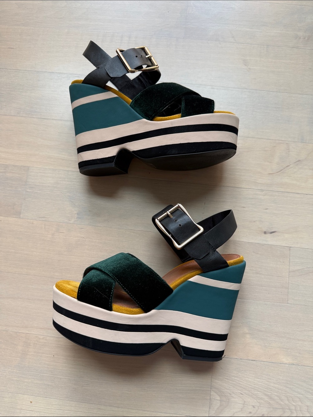 Platform Wedge Sandals in Dark Green and Black